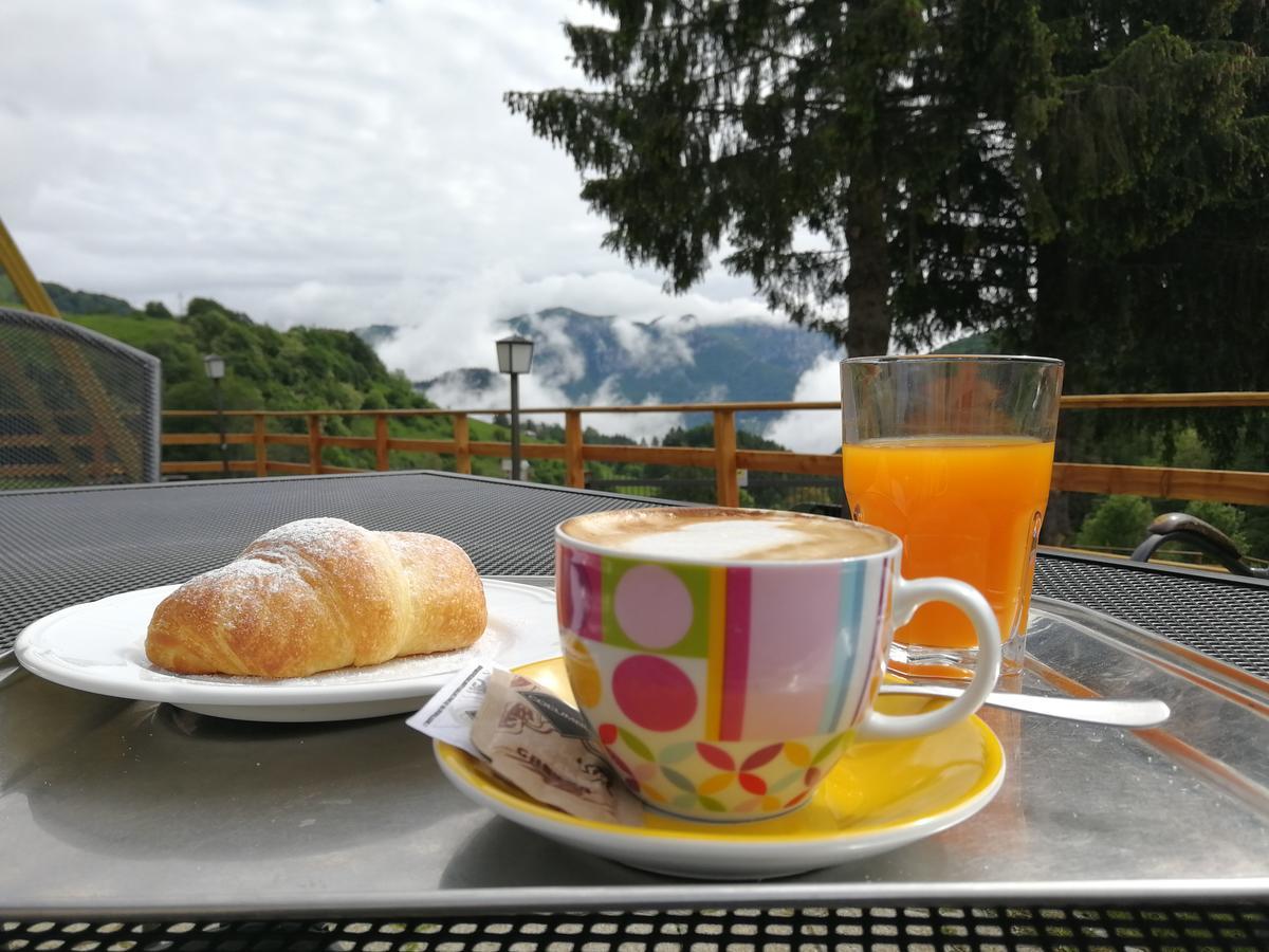Rifugio Monte Baldo Hotel Avio Kültér fotó